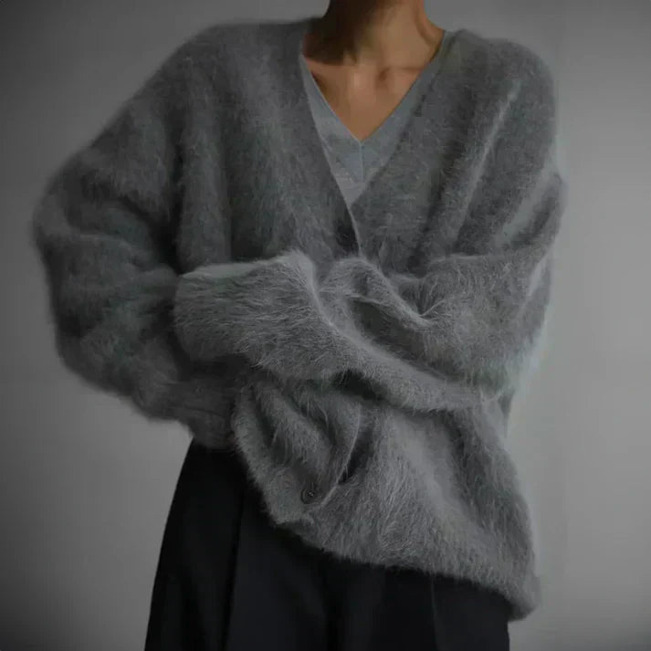 Avery | Luxury buttoned cardigan